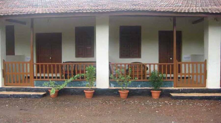 Ac and Non-ac Rooms In Shrivardhan, Shrivardhan 1